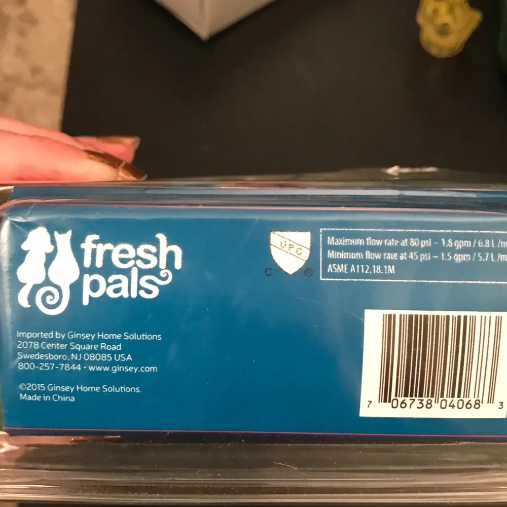 Fresh Pals Pet Dog Shower Sprayer No Tools Easy Connect 8 ft hose NEW SEALED